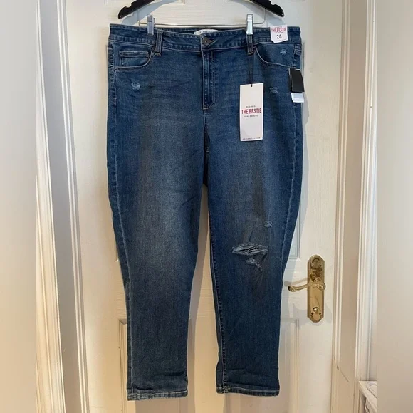 Plus Size Jeans - Picture 1 of 3